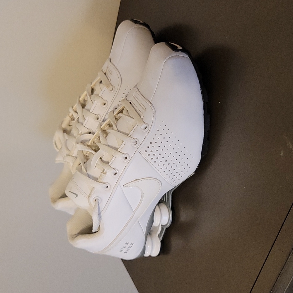 Nike Shox US size 6Y